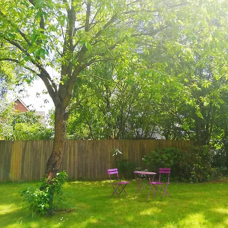 5 Min Walk To Lego House-studio 9 *